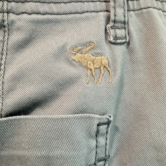 Abercrombie & Fitch Womens Gray Bootcut Chino Trousers Low Rise Pleated Size 4 - Picture 5 of 9